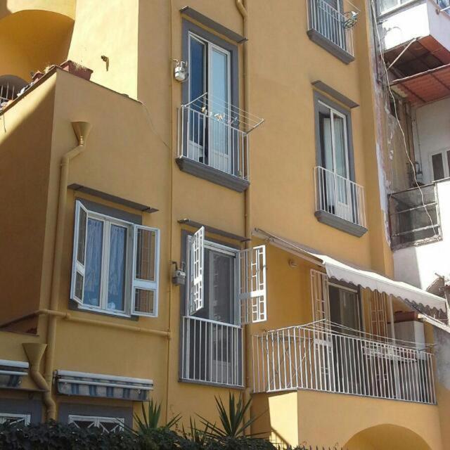 נאפולי Casa Margherita מראה חיצוני תמונה